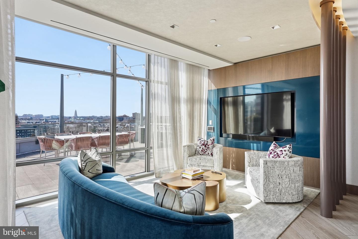 1201 N ROYAL ST #105, ALEXANDRIA, Virginia 22314, 2 Bedrooms Bedrooms, ,2 BathroomsBathrooms,Residential,For sale,1201 N ROYAL ST #105,VAAX2054470 MLS # VAAX2054470