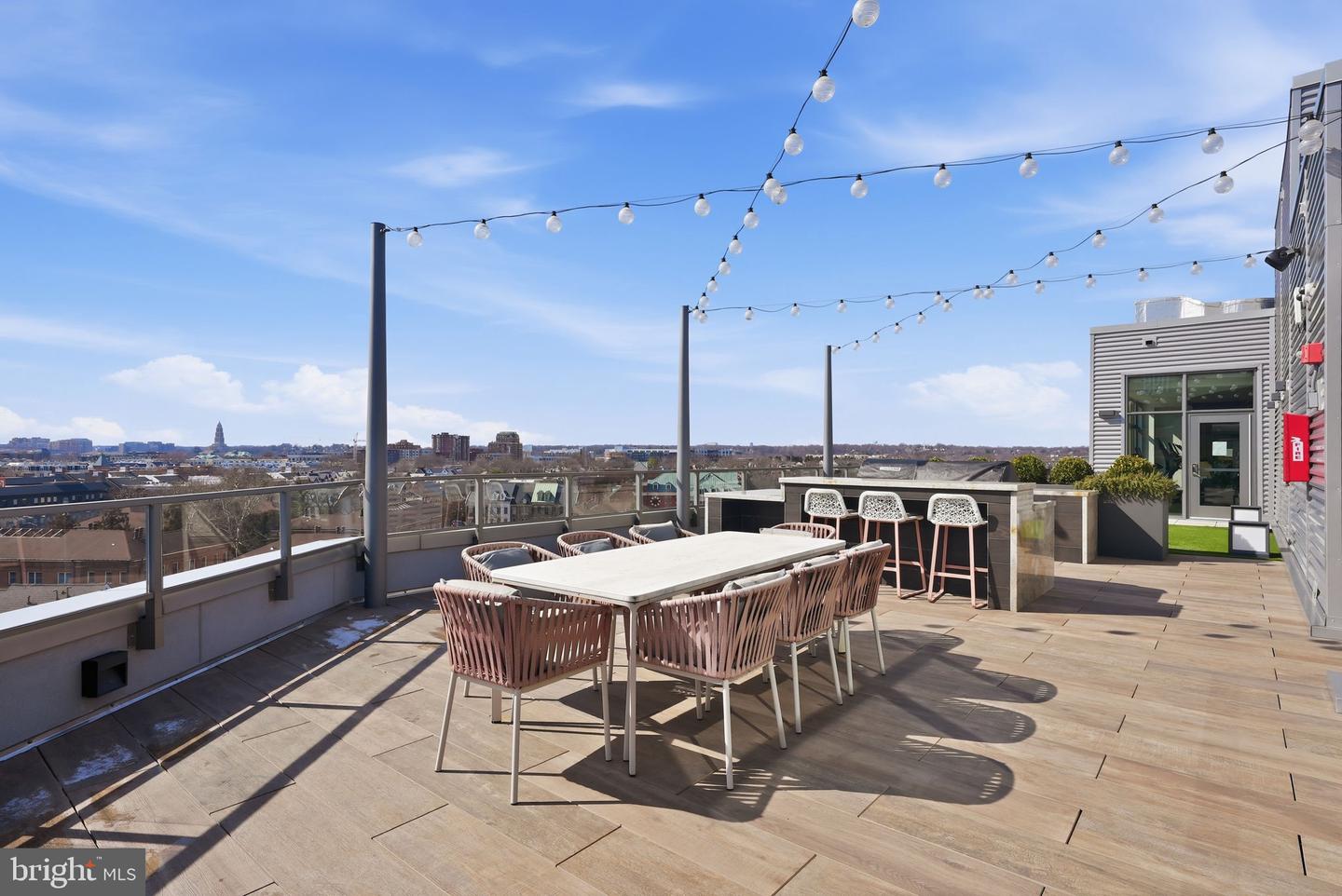 1201 N ROYAL ST #105, ALEXANDRIA, Virginia 22314, 2 Bedrooms Bedrooms, ,2 BathroomsBathrooms,Residential,For sale,1201 N ROYAL ST #105,VAAX2054470 MLS # VAAX2054470