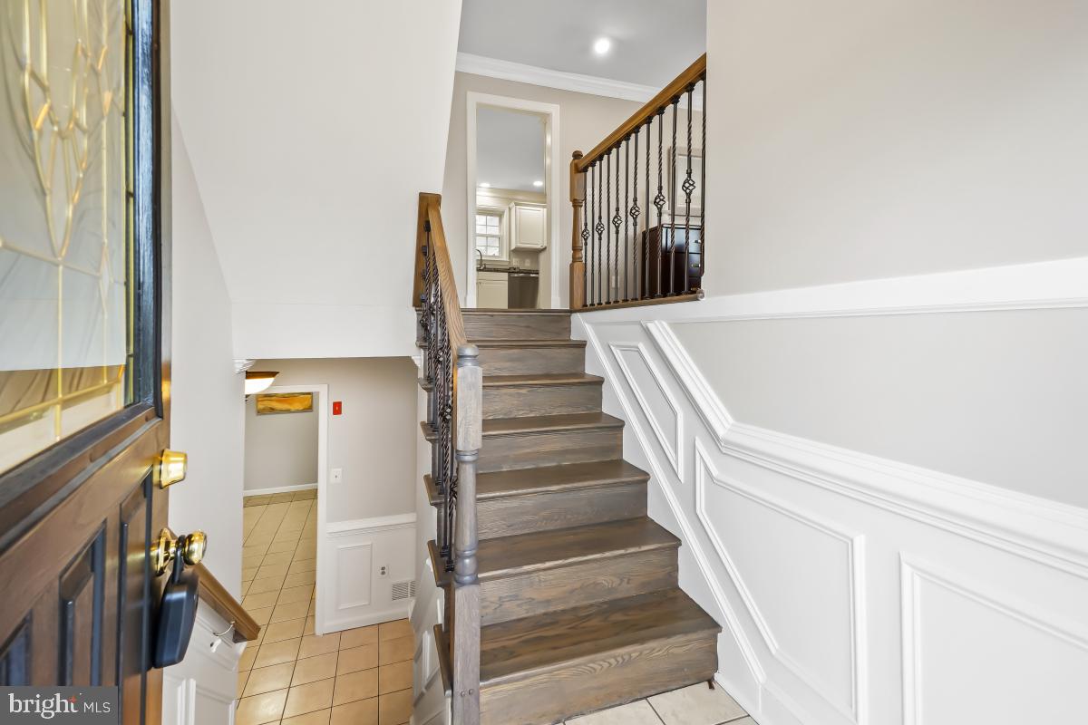 4515 FOREST HILL DR, FAIRFAX, Virginia 22030, 5 Bedrooms Bedrooms, 18 Rooms Rooms,5 BathroomsBathrooms,Residential,For sale,4515 FOREST HILL DR,VAFX2292616 MLS # VAFX2292616