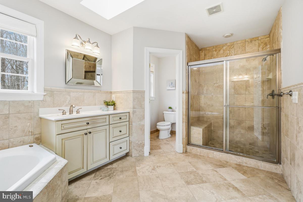 4515 FOREST HILL DR, FAIRFAX, Virginia 22030, 5 Bedrooms Bedrooms, 18 Rooms Rooms,5 BathroomsBathrooms,Residential,For sale,4515 FOREST HILL DR,VAFX2292616 MLS # VAFX2292616