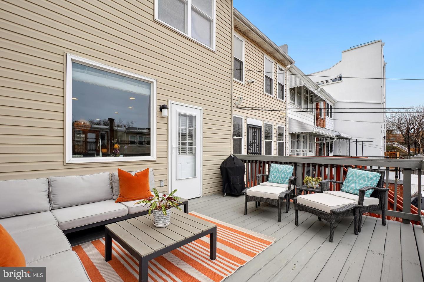 1917 H ST NE, WASHINGTON, District Of Columbia 20002, 4 Bedrooms Bedrooms, ,3 BathroomsBathrooms,Residential,For sale,1917 H ST NE,DCDC2247646 MLS # DCDC2247646