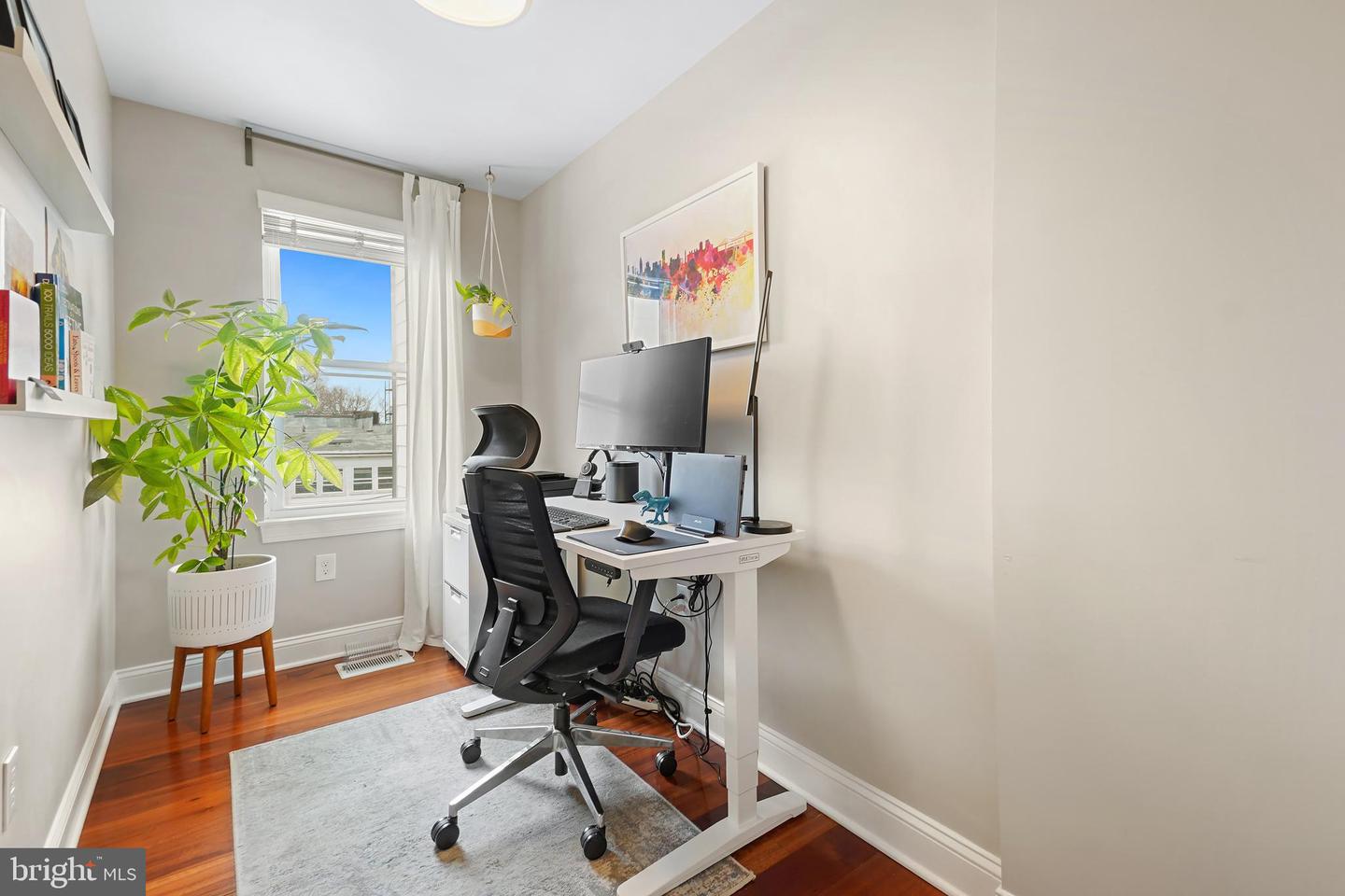 1917 H ST NE, WASHINGTON, District Of Columbia 20002, 4 Bedrooms Bedrooms, ,3 BathroomsBathrooms,Residential,For sale,1917 H ST NE,DCDC2247646 MLS # DCDC2247646