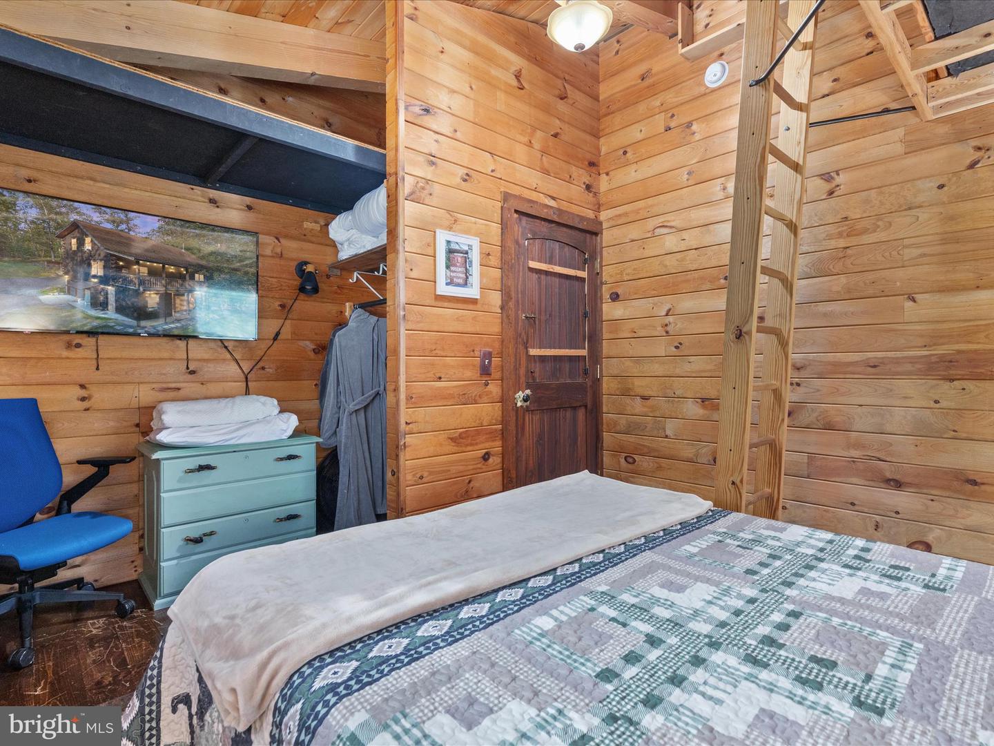 193 ASH LN, MOUNT JACKSON, Virginia 22842, 5 Bedrooms Bedrooms, ,3 BathroomsBathrooms,Residential,For sale,193 ASH LN,VASH2013662 MLS # VASH2013662 193 ASH LN, MOUNT JACKSON, Virginia 22842, 5 Bedrooms Bedrooms, ,3 BathroomsBathrooms,Residential,For sale,193 ASH LN,VASH2013662 MLS # VASH2013662