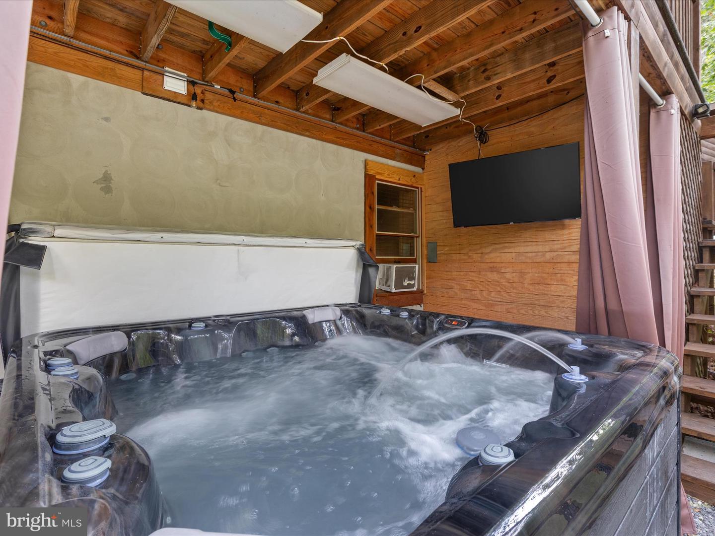 193 ASH LN, MOUNT JACKSON, Virginia 22842, 5 Bedrooms Bedrooms, ,3 BathroomsBathrooms,Residential,For sale,193 ASH LN,VASH2013662 MLS # VASH2013662 193 ASH LN, MOUNT JACKSON, Virginia 22842, 5 Bedrooms Bedrooms, ,3 BathroomsBathrooms,Residential,For sale,193 ASH LN,VASH2013662 MLS # VASH2013662