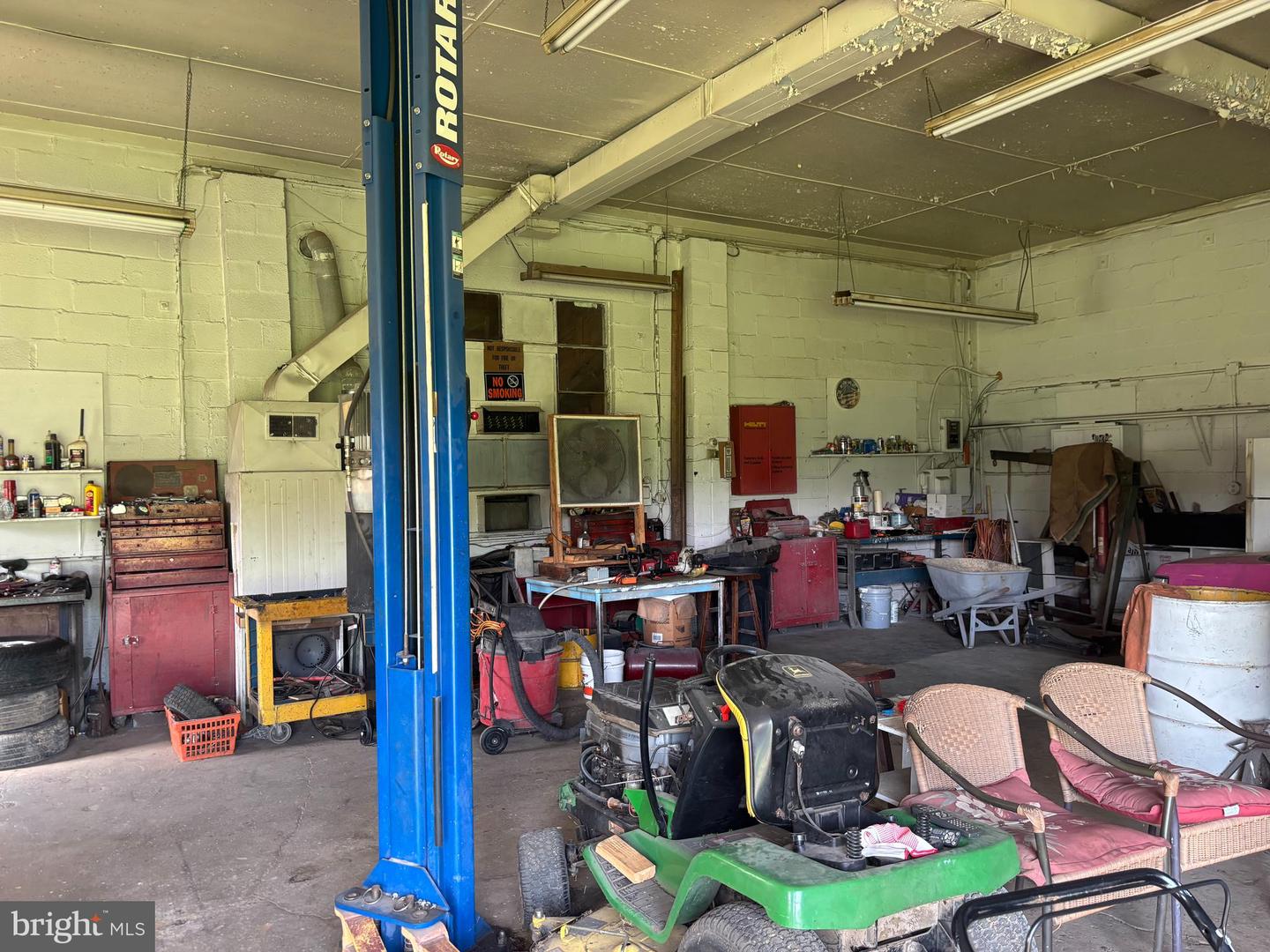 24 VIRGINIA AVE, FREDERICKSBURG, Virginia 22405, 3 Bedrooms Bedrooms, ,2 BathroomsBathrooms,Residential,For sale,24 VIRGINIA AVE,VAST2046440 MLS # VAST2046440