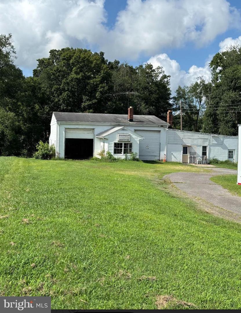 24 VIRGINIA AVE, FREDERICKSBURG, Virginia 22405, 3 Bedrooms Bedrooms, ,2 BathroomsBathrooms,Residential,For sale,24 VIRGINIA AVE,VAST2046440 MLS # VAST2046440