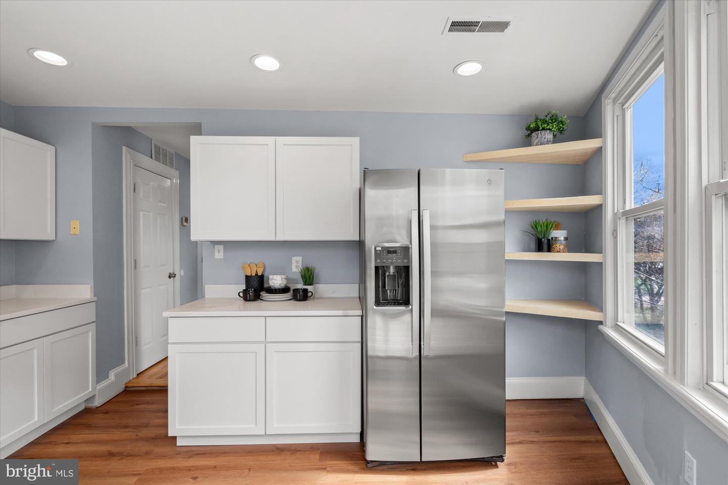 349 KENTUCKY AVE SE, WASHINGTON, District Of Columbia 20003, 3 Bedrooms Bedrooms, ,2 BathroomsBathrooms,Residential,For sale,349 KENTUCKY AVE SE,DCDC2247670 MLS # DCDC2247670