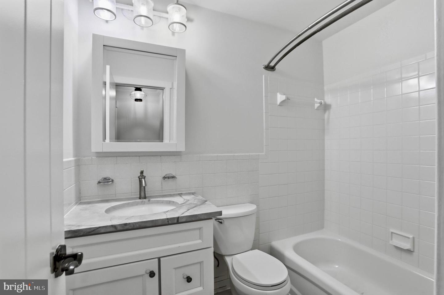 141 N FILLMORE AVE N #10, STERLING, Virginia 20164, 2 Bedrooms Bedrooms, 6 Rooms Rooms,1 BathroomBathrooms,Residential,For sale,141 N FILLMORE AVE N #10,VALO2116678 MLS # VALO2116678