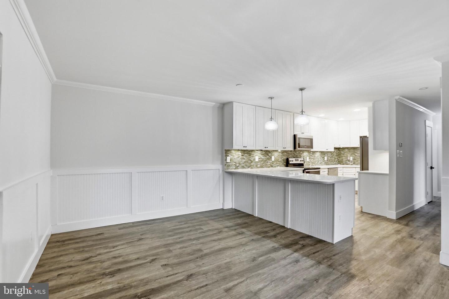 141 N FILLMORE AVE N #10, STERLING, Virginia 20164, 2 Bedrooms Bedrooms, 6 Rooms Rooms,1 BathroomBathrooms,Residential,For sale,141 N FILLMORE AVE N #10,VALO2116678 MLS # VALO2116678