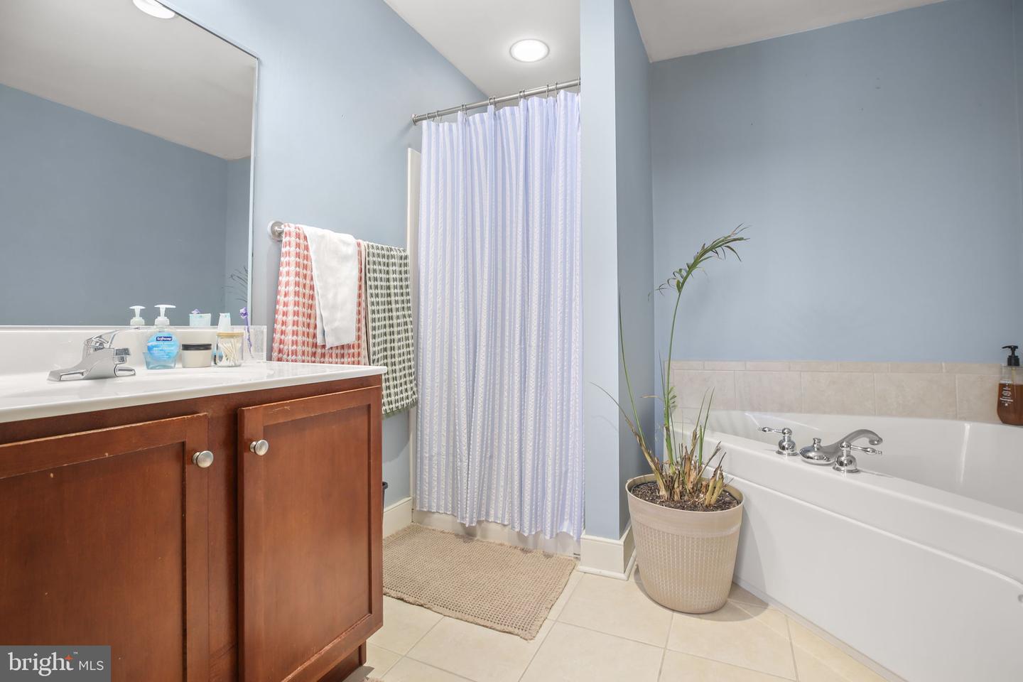 900 BARTON ST #304, FREDERICKSBURG, Virginia 22401, 1 Bedroom Bedrooms, ,1 BathroomBathrooms,Residential,For sale,900 BARTON ST #304,VAFB2009716 MLS # VAFB2009716