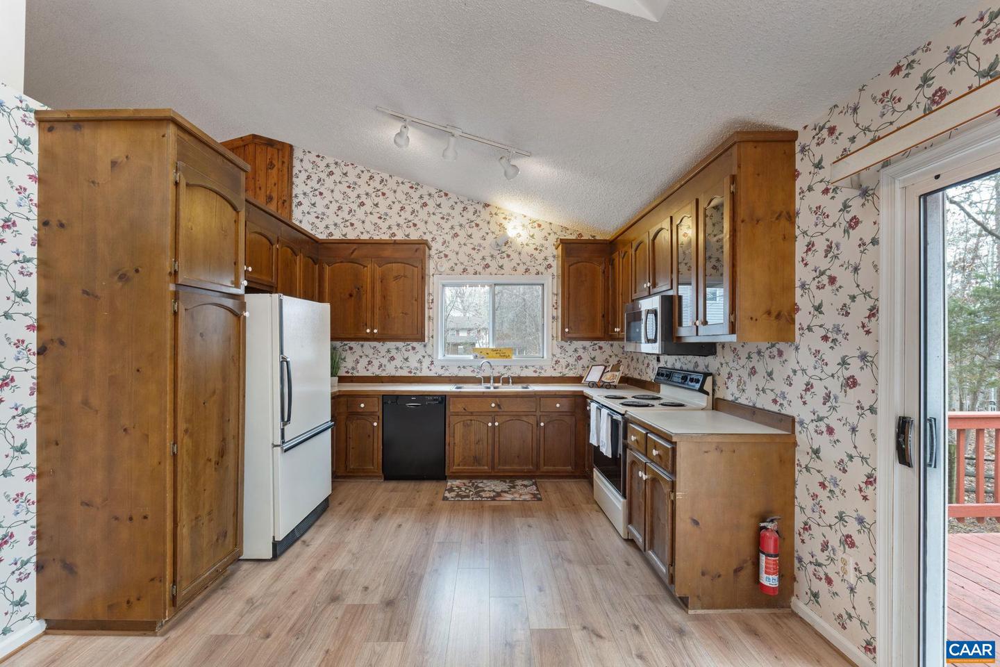 7 ENGLEWOOD DR, PALMYRA, Virginia 22963, 3 Bedrooms Bedrooms, ,3 BathroomsBathrooms,Residential,For sale,7 ENGLEWOOD DR,673640 MLS # 673640