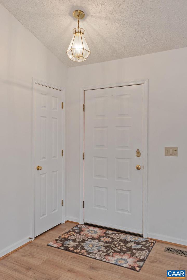 7 ENGLEWOOD DR, PALMYRA, Virginia 22963, 3 Bedrooms Bedrooms, ,3 BathroomsBathrooms,Residential,For sale,7 ENGLEWOOD DR,673640 MLS # 673640