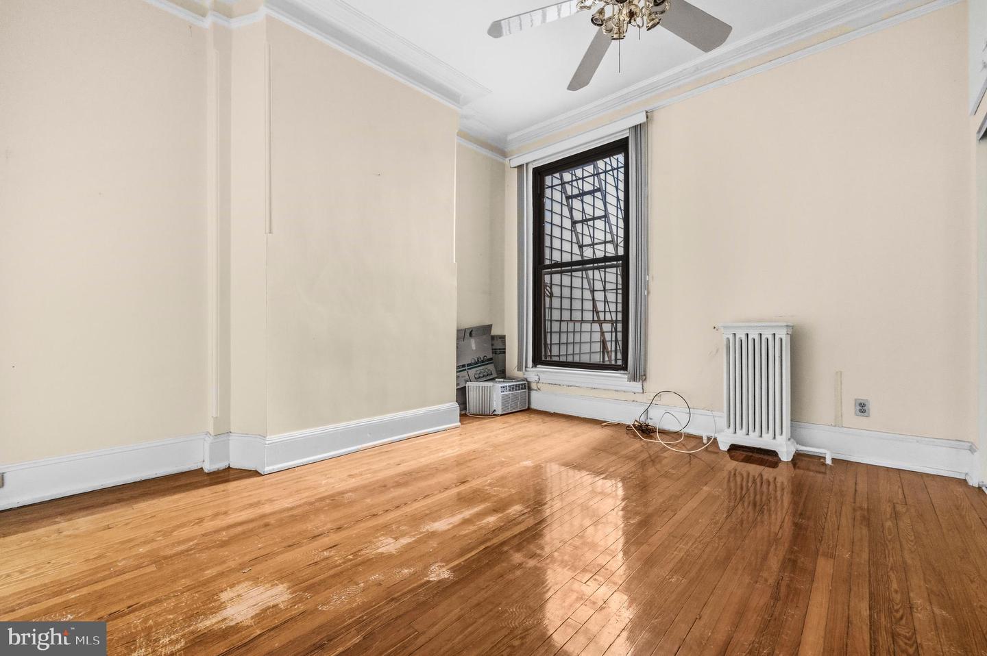 1920 11TH ST NW, WASHINGTON, District Of Columbia 20001, 5 Bedrooms Bedrooms, ,4 BathroomsBathrooms,Residential,For sale,1920 11TH ST NW,DCDC2247684 MLS # DCDC2247684