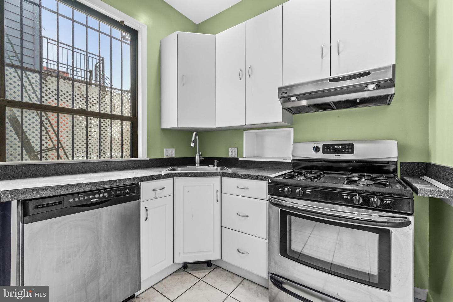 1920 11TH ST NW, WASHINGTON, District Of Columbia 20001, 5 Bedrooms Bedrooms, ,4 BathroomsBathrooms,Residential,For sale,1920 11TH ST NW,DCDC2247684 MLS # DCDC2247684