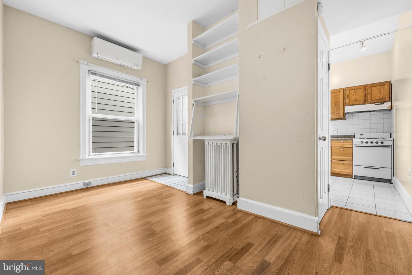 1920 11TH ST NW, WASHINGTON, District Of Columbia 20001, 5 Bedrooms Bedrooms, ,4 BathroomsBathrooms,Residential,For sale,1920 11TH ST NW,DCDC2247684 MLS # DCDC2247684