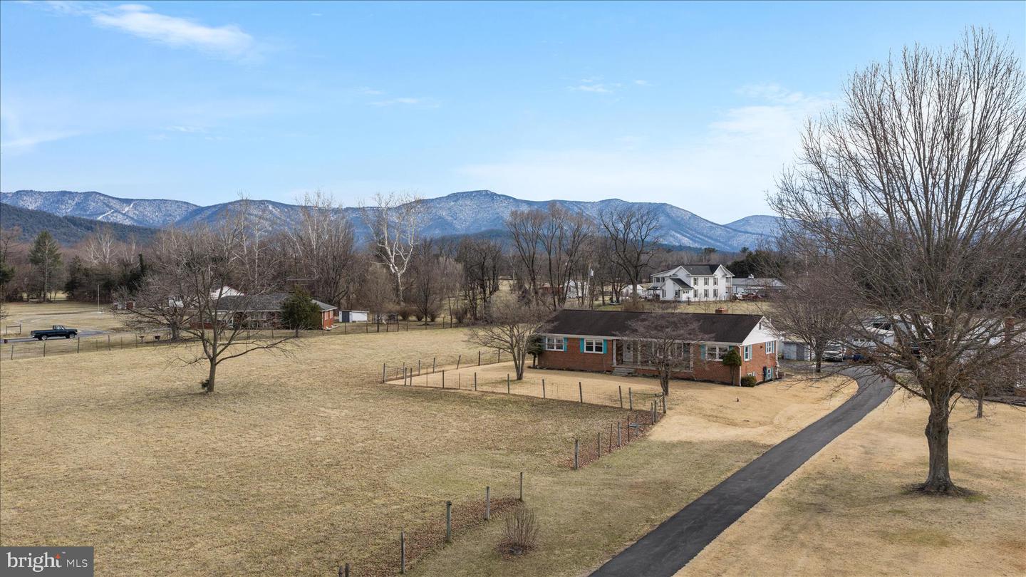 1596 US HIGHWAY 211 E BSN, LURAY, Virginia 22835, 3 Bedrooms Bedrooms, 8 Rooms Rooms,2 BathroomsBathrooms,Residential,For sale,1596 US HIGHWAY 211 E BSN,VAPA2006080 MLS # VAPA2006080