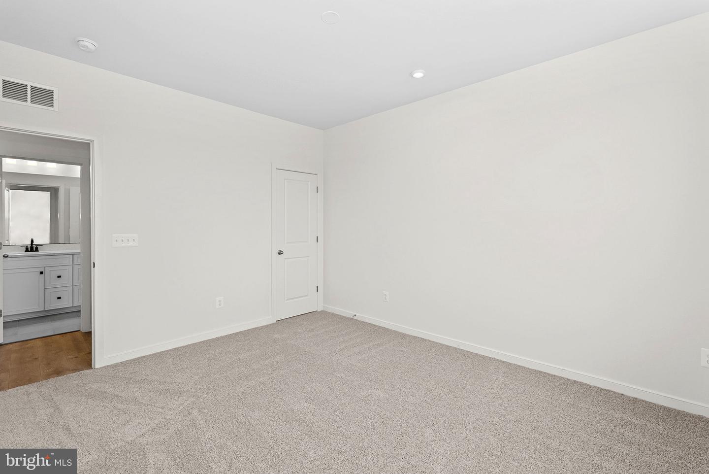 19712 MISTY MOSS SQ, ASHBURN, Virginia 20147, 3 Bedrooms Bedrooms, ,2 BathroomsBathrooms,Residential,For sale,19712 MISTY MOSS SQ,VALO2116684 MLS # VALO2116684 19712 MISTY MOSS SQ, ASHBURN, Virginia 20147, 3 Bedrooms Bedrooms, ,2 BathroomsBathrooms,Residential,For sale,19712 MISTY MOSS SQ,VALO2116684 MLS # VALO2116684