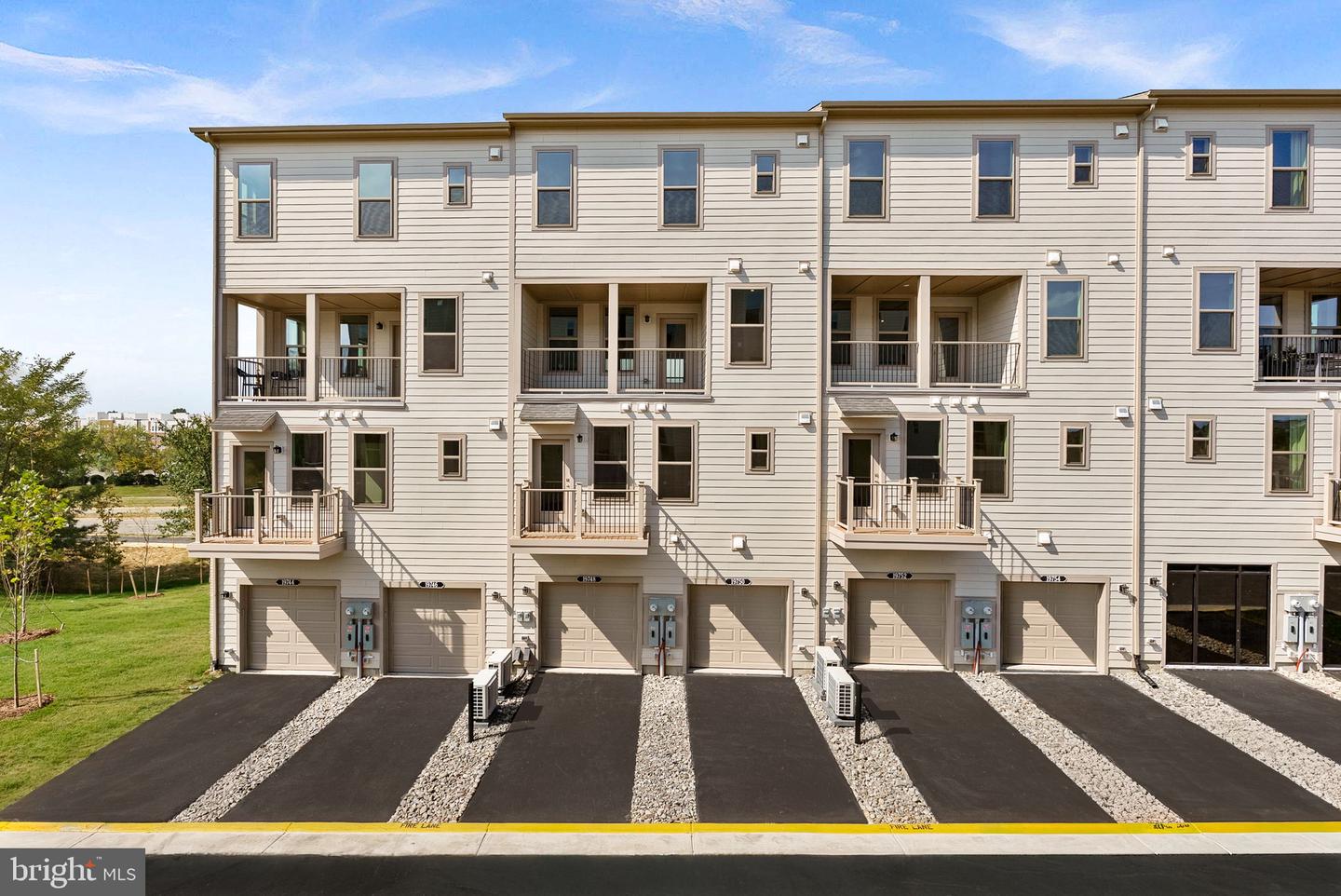 19712 MISTY MOSS SQ, ASHBURN, Virginia 20147, 3 Bedrooms Bedrooms, ,2 BathroomsBathrooms,Residential,For sale,19712 MISTY MOSS SQ,VALO2116684 MLS # VALO2116684 19712 MISTY MOSS SQ, ASHBURN, Virginia 20147, 3 Bedrooms Bedrooms, ,2 BathroomsBathrooms,Residential,For sale,19712 MISTY MOSS SQ,VALO2116684 MLS # VALO2116684