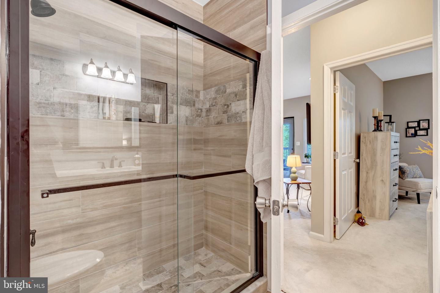 1712 LAKE SHORE CREST DR #14, RESTON, Virginia 20190, 1 Bedroom Bedrooms, ,1 BathroomBathrooms,Residential,For sale,1712 LAKE SHORE CREST DR #14,VAFX2292728 MLS # VAFX2292728