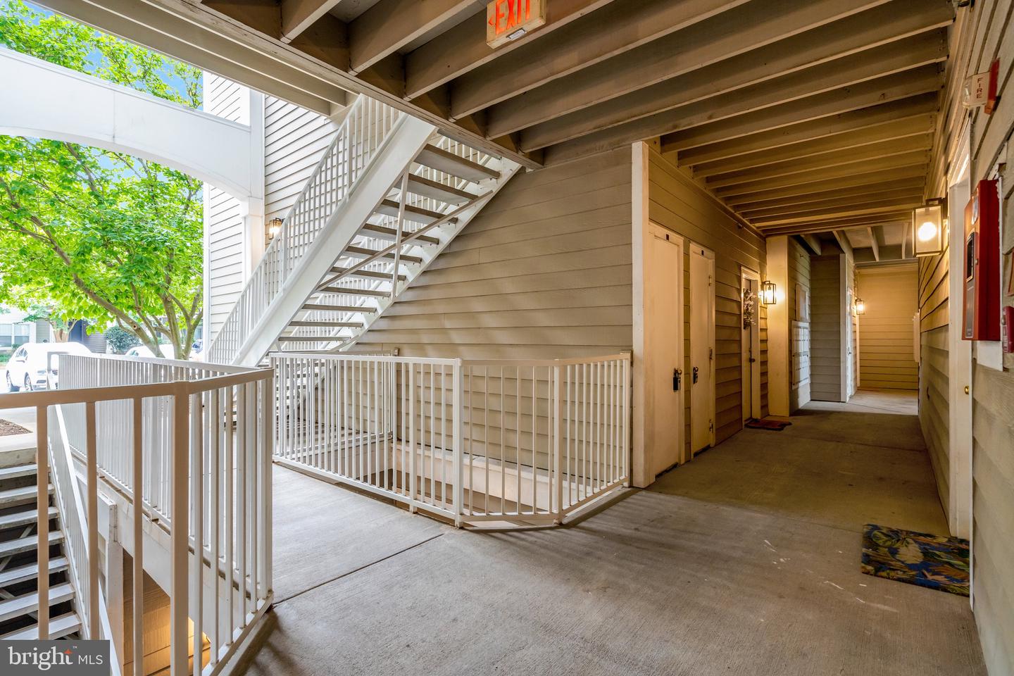 1712 LAKE SHORE CREST DR #14, RESTON, Virginia 20190, 1 Bedroom Bedrooms, ,1 BathroomBathrooms,Residential,For sale,1712 LAKE SHORE CREST DR #14,VAFX2292728 MLS # VAFX2292728