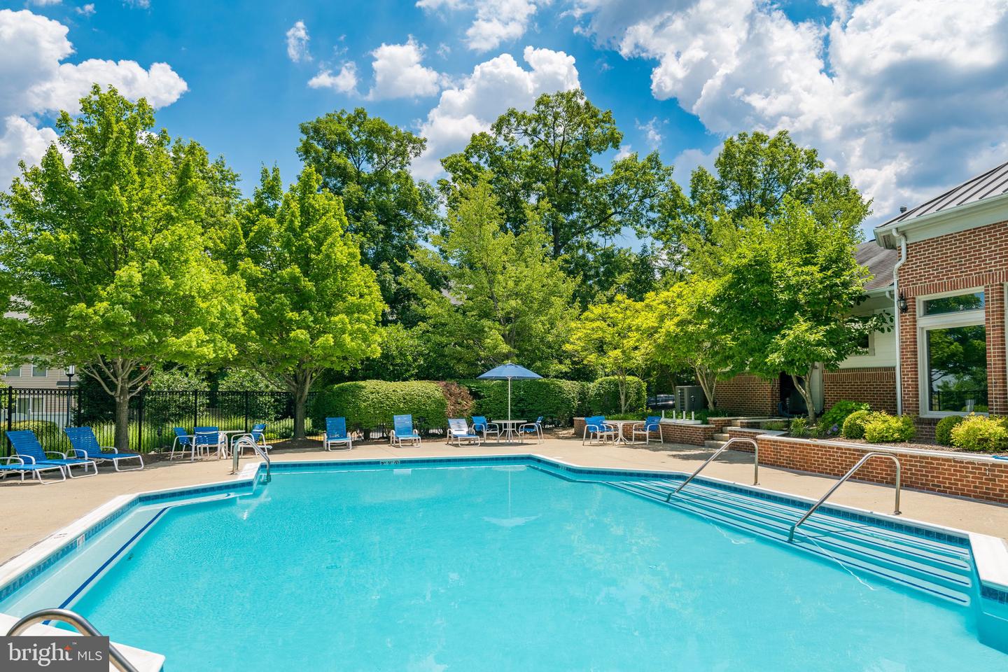 1712 LAKE SHORE CREST DR #14, RESTON, Virginia 20190, 1 Bedroom Bedrooms, ,1 BathroomBathrooms,Residential,For sale,1712 LAKE SHORE CREST DR #14,VAFX2292728 MLS # VAFX2292728