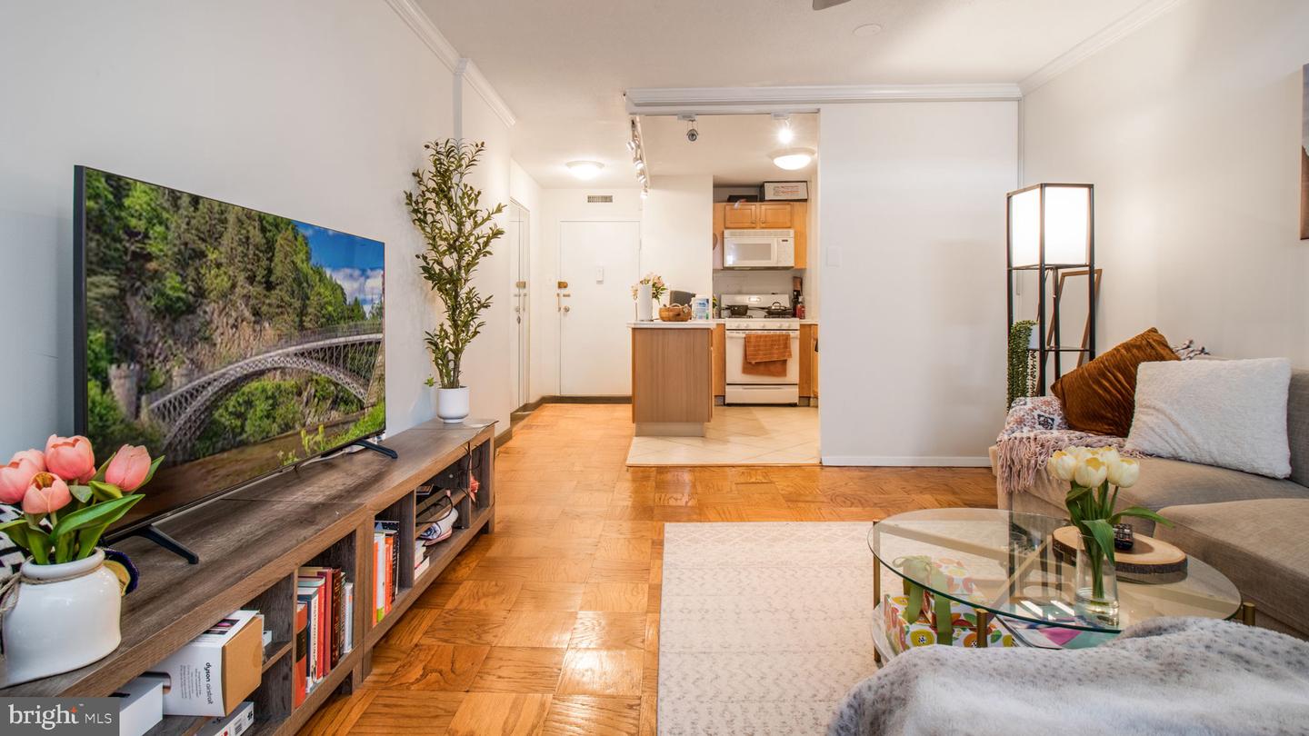 2030 N ADAMS ST #1109, ARLINGTON, Virginia 22201, 1 Bedroom Bedrooms, ,1 BathroomBathrooms,Residential,For sale,2030 N ADAMS ST #1109,VAAR2055068 MLS # VAAR2055068