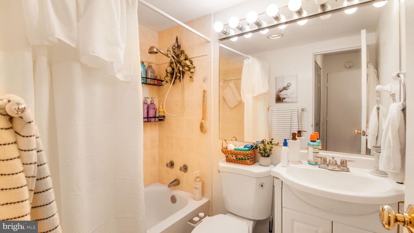 2030 N ADAMS ST #1109, ARLINGTON, Virginia 22201, 1 Bedroom Bedrooms, ,1 BathroomBathrooms,Residential,For sale,2030 N ADAMS ST #1109,VAAR2055068 MLS # VAAR2055068