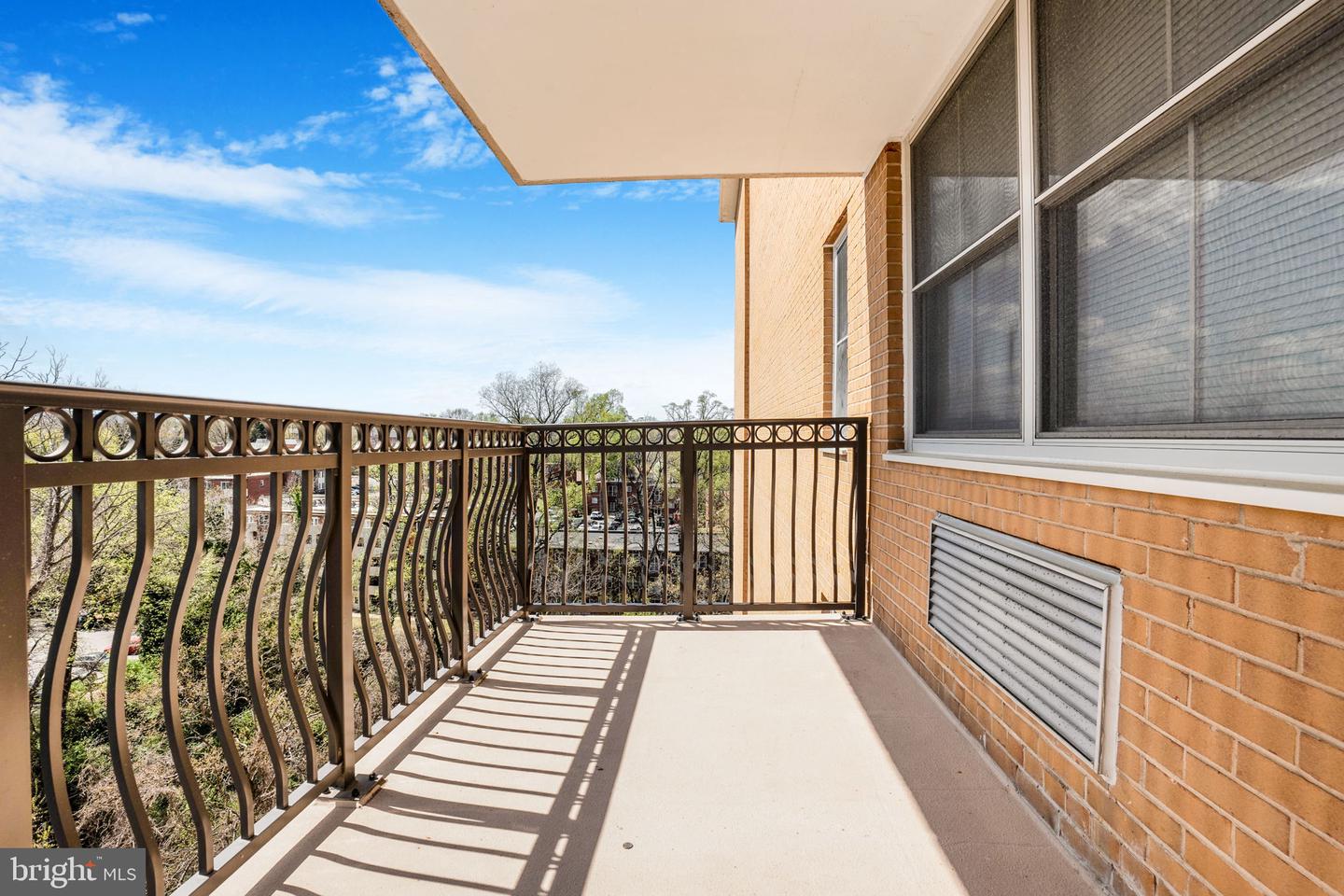 2030 N ADAMS ST #1109, ARLINGTON, Virginia 22201, 1 Bedroom Bedrooms, ,1 BathroomBathrooms,Residential,For sale,2030 N ADAMS ST #1109,VAAR2055068 MLS # VAAR2055068