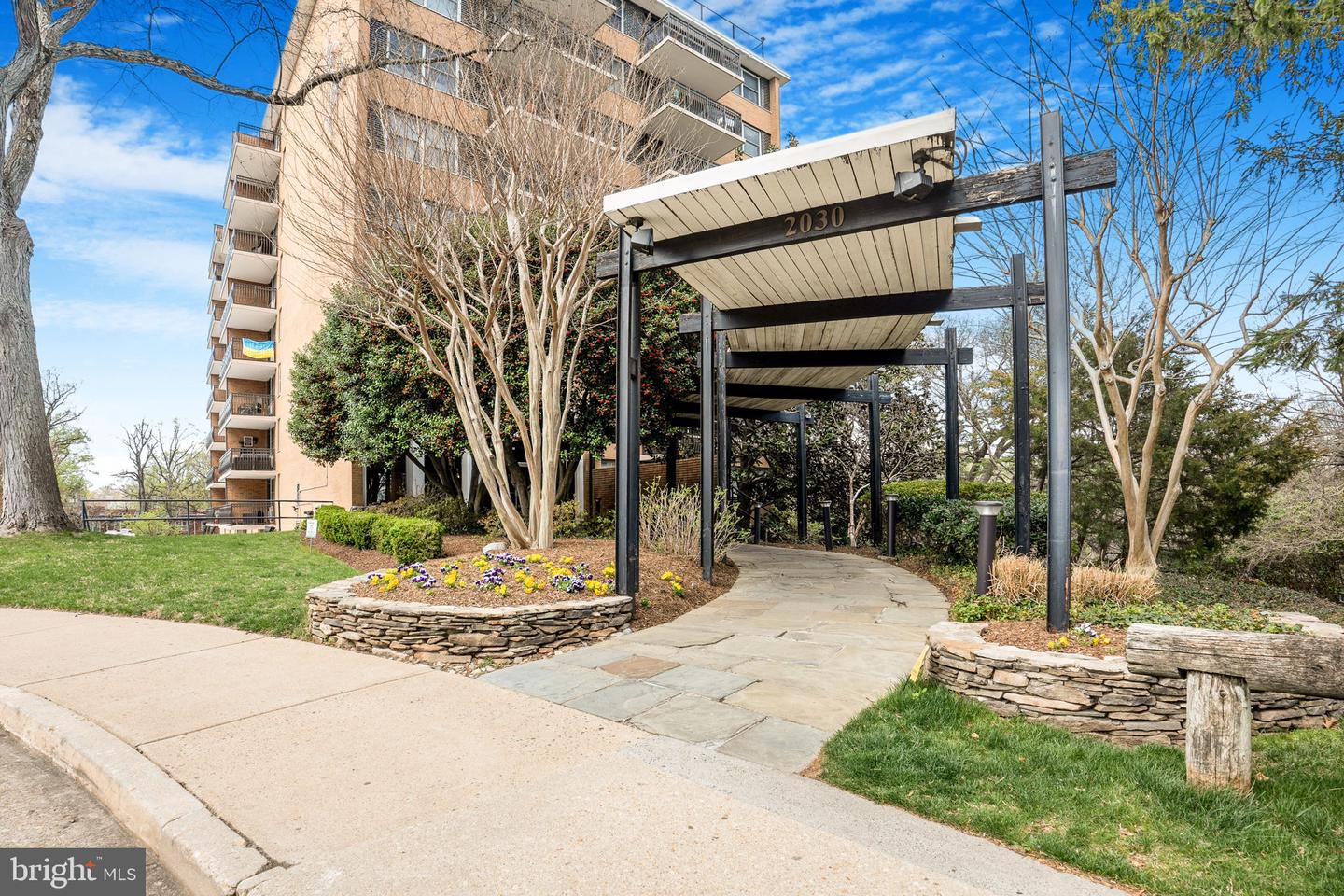 2030 N ADAMS ST #1109, ARLINGTON, Virginia 22201, 1 Bedroom Bedrooms, ,1 BathroomBathrooms,Residential,For sale,2030 N ADAMS ST #1109,VAAR2055068 MLS # VAAR2055068