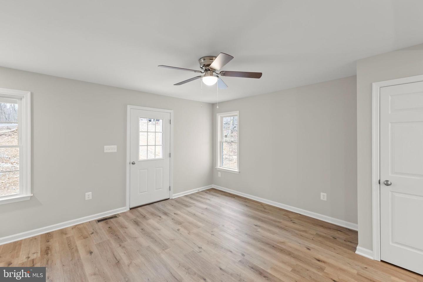 109 SYCAMORE PL, CROSS JUNCTION, Virginia 22625, 3 Bedrooms Bedrooms, ,2 BathroomsBathrooms,Residential,For sale,109 SYCAMORE PL,VAFV2037848 MLS # VAFV2037848