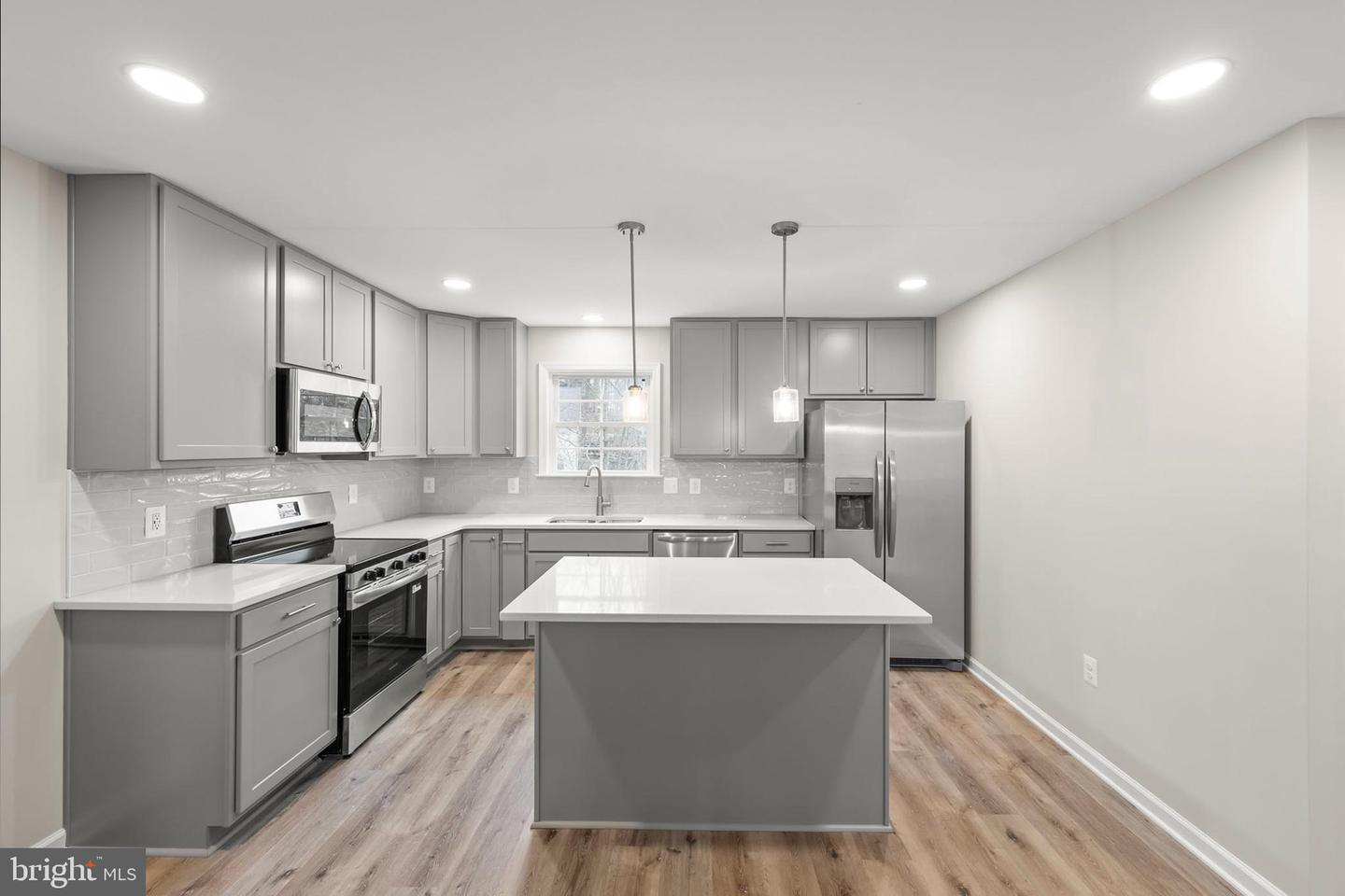 109 SYCAMORE PL, CROSS JUNCTION, Virginia 22625, 3 Bedrooms Bedrooms, ,2 BathroomsBathrooms,Residential,For sale,109 SYCAMORE PL,VAFV2037848 MLS # VAFV2037848