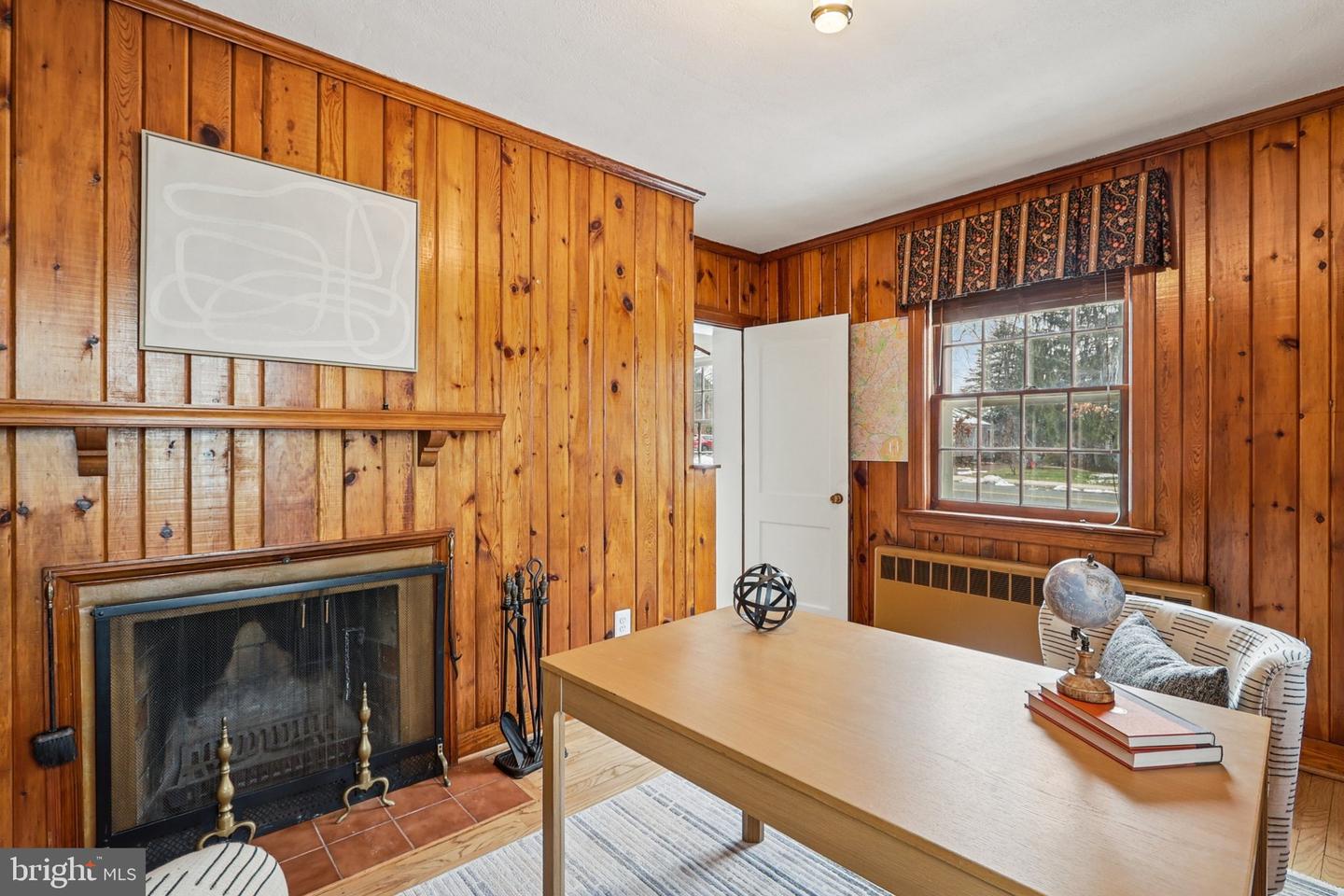 2719 N LEXINGTON ST, ARLINGTON, Virginia 22207, 3 Bedrooms Bedrooms, ,2 BathroomsBathrooms,Residential,For sale,2719 N LEXINGTON ST,VAAR2065988 MLS # VAAR2065988