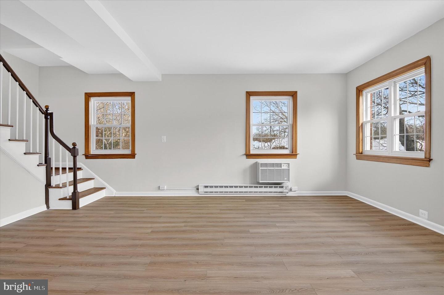 3129 MARTHA CUSTIS DR, ALEXANDRIA, Virginia 22302, 2 Bedrooms Bedrooms, ,1 BathroomBathrooms,Residential,For sale,3129 MARTHA CUSTIS DR,VAAX2051784 MLS # VAAX2051784