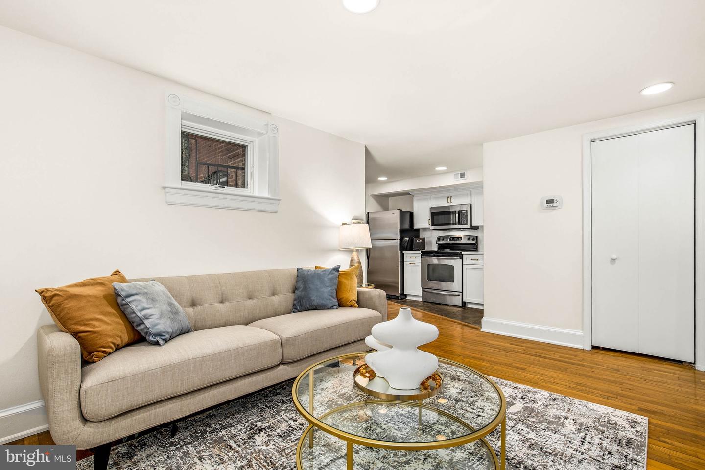 516 4TH ST NE #101, WASHINGTON, District Of Columbia 20002, 2 Bedrooms Bedrooms, ,1 BathroomBathrooms,Residential,For sale,516 4TH ST NE #101,DCDC2231906 MLS # DCDC2231906