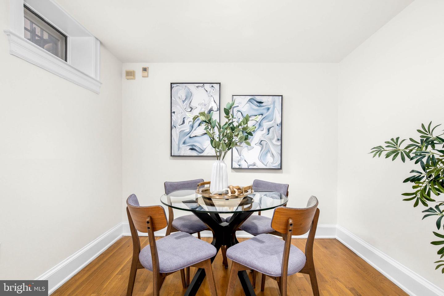 516 4TH ST NE #101, WASHINGTON, District Of Columbia 20002, 2 Bedrooms Bedrooms, ,1 BathroomBathrooms,Residential,For sale,516 4TH ST NE #101,DCDC2231906 MLS # DCDC2231906