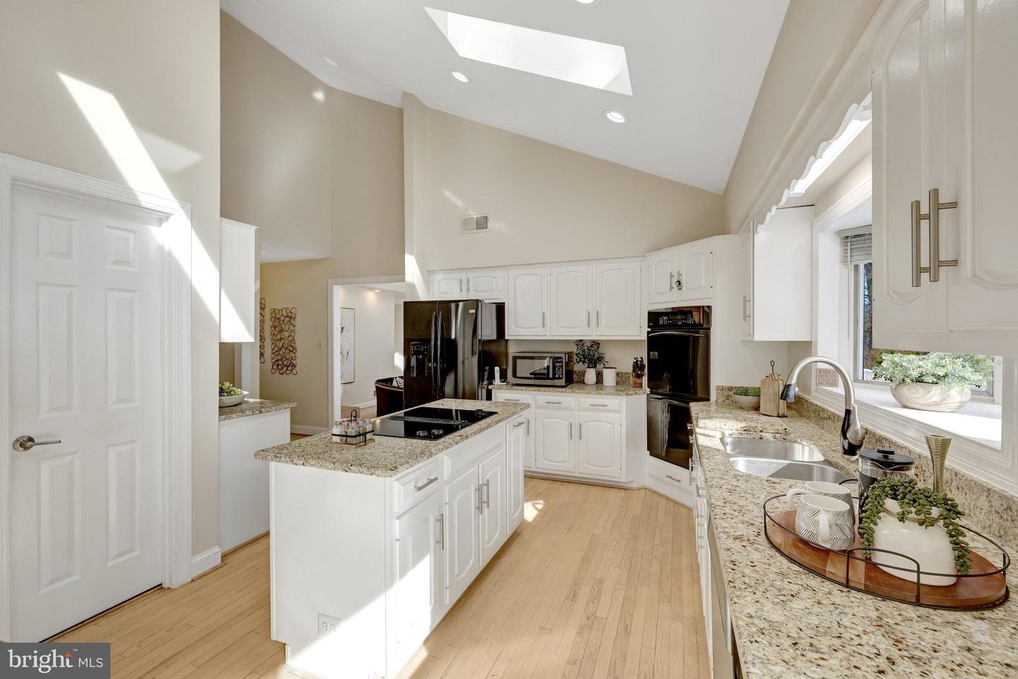 8607 CHERRY DR, FAIRFAX, Virginia 22031, 4 Bedrooms Bedrooms, ,3 BathroomsBathrooms,Residential,For sale,8607 CHERRY DR,VAFX2279714 MLS # VAFX2279714