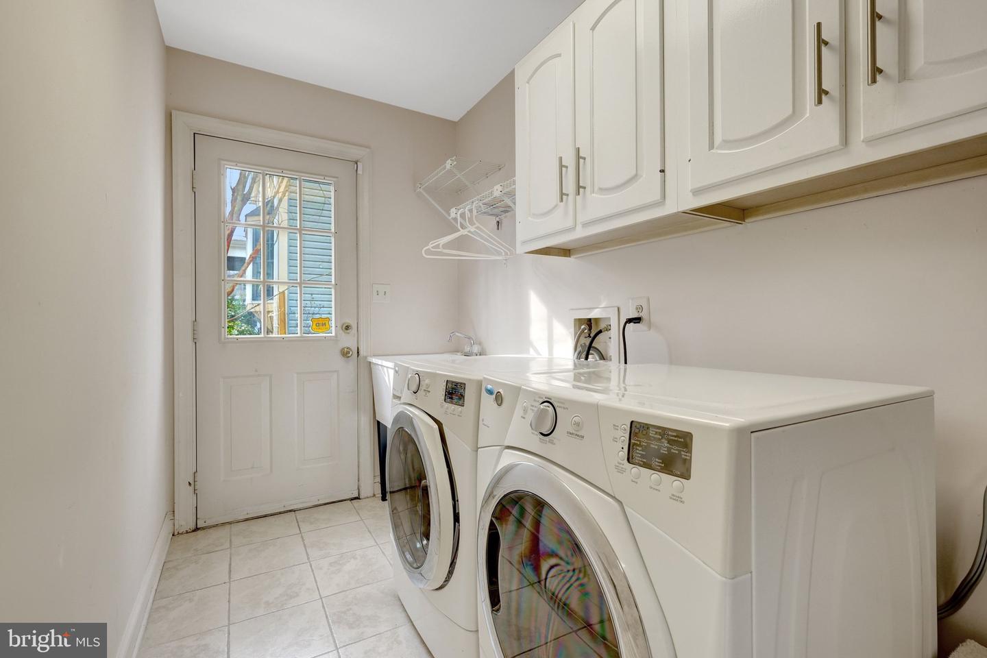 8607 CHERRY DR, FAIRFAX, Virginia 22031, 4 Bedrooms Bedrooms, ,3 BathroomsBathrooms,Residential,For sale,8607 CHERRY DR,VAFX2279714 MLS # VAFX2279714