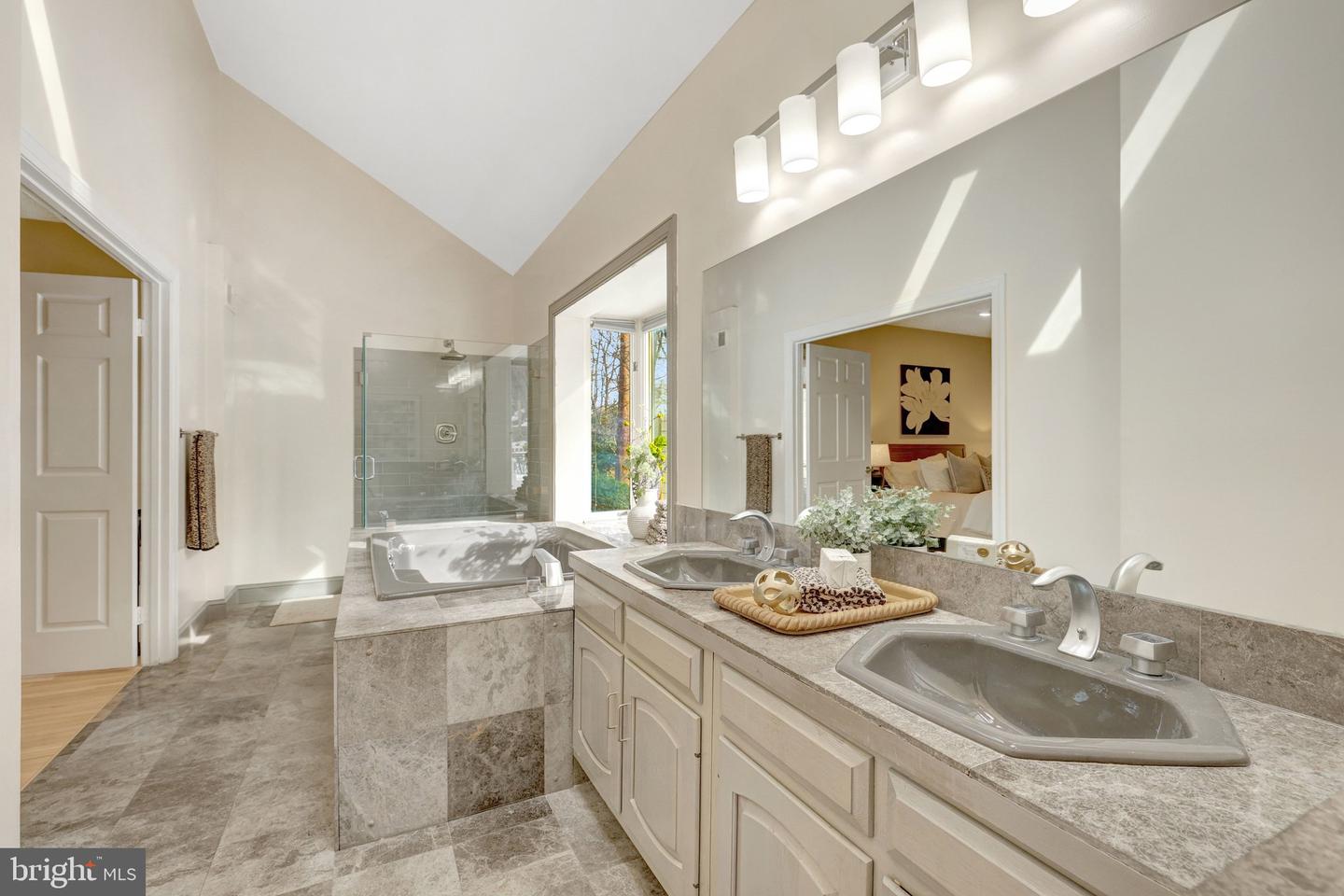 8607 CHERRY DR, FAIRFAX, Virginia 22031, 4 Bedrooms Bedrooms, ,3 BathroomsBathrooms,Residential,For sale,8607 CHERRY DR,VAFX2279714 MLS # VAFX2279714