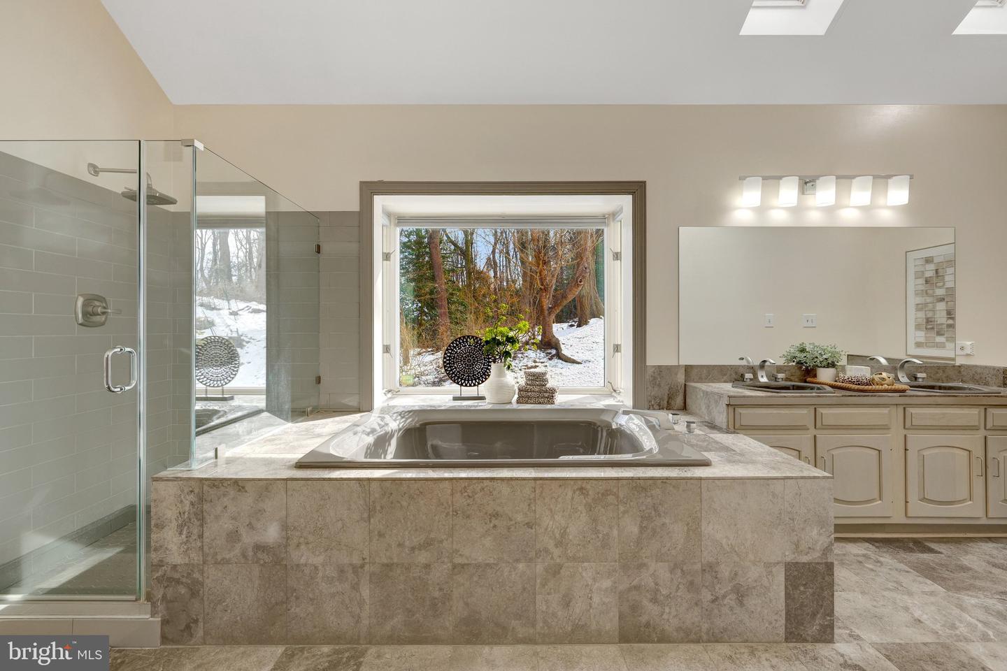 8607 CHERRY DR, FAIRFAX, Virginia 22031, 4 Bedrooms Bedrooms, ,3 BathroomsBathrooms,Residential,For sale,8607 CHERRY DR,VAFX2279714 MLS # VAFX2279714