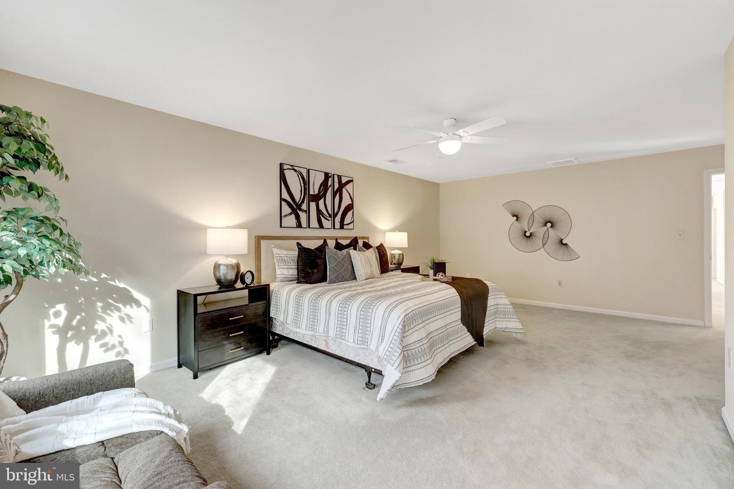 8607 CHERRY DR, FAIRFAX, Virginia 22031, 4 Bedrooms Bedrooms, ,3 BathroomsBathrooms,Residential,For sale,8607 CHERRY DR,VAFX2279714 MLS # VAFX2279714