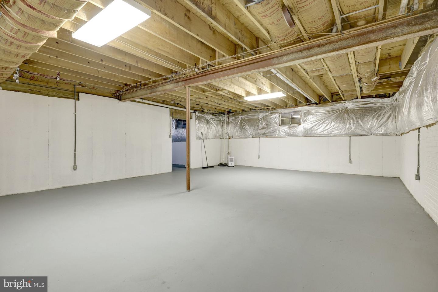 8607 CHERRY DR, FAIRFAX, Virginia 22031, 4 Bedrooms Bedrooms, ,3 BathroomsBathrooms,Residential,For sale,8607 CHERRY DR,VAFX2279714 MLS # VAFX2279714