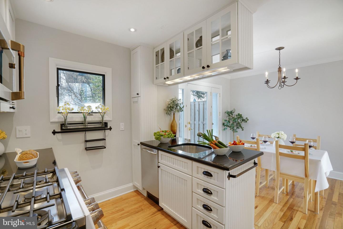 4787 21ST RD N, ARLINGTON, Virginia 22207, 2 Bedrooms Bedrooms, 8 Rooms Rooms,2 BathroomsBathrooms,Residential,For sale,4787 21ST RD N,VAAR2066366 MLS # VAAR2066366 4787 21ST RD N, ARLINGTON, Virginia 22207, 2 Bedrooms Bedrooms, 8 Rooms Rooms,2 BathroomsBathrooms,Residential,For sale,4787 21ST RD N,VAAR2066366 MLS # VAAR2066366