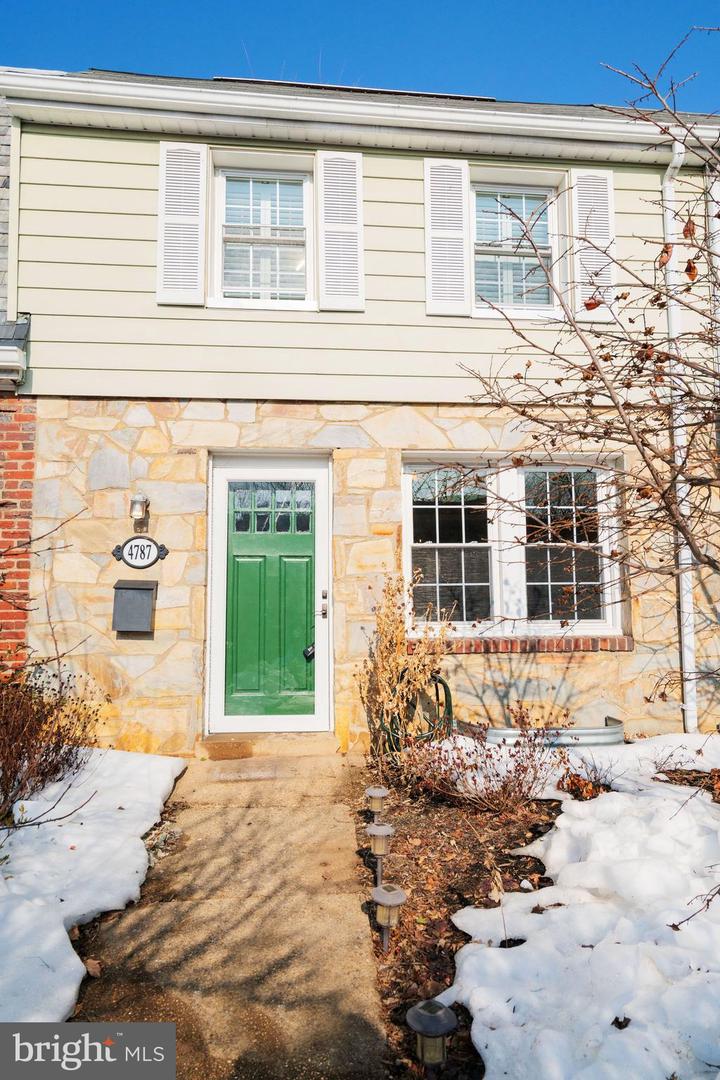 4787 21ST RD N, ARLINGTON, Virginia 22207, 2 Bedrooms Bedrooms, 8 Rooms Rooms,2 BathroomsBathrooms,Residential,For sale,4787 21ST RD N,VAAR2066366 MLS # VAAR2066366 4787 21ST RD N, ARLINGTON, Virginia 22207, 2 Bedrooms Bedrooms, 8 Rooms Rooms,2 BathroomsBathrooms,Residential,For sale,4787 21ST RD N,VAAR2066366 MLS # VAAR2066366