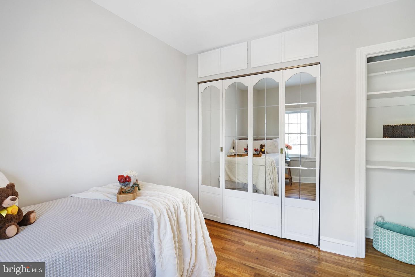 4787 21ST RD N, ARLINGTON, Virginia 22207, 2 Bedrooms Bedrooms, 8 Rooms Rooms,2 BathroomsBathrooms,Residential,For sale,4787 21ST RD N,VAAR2066366 MLS # VAAR2066366 4787 21ST RD N, ARLINGTON, Virginia 22207, 2 Bedrooms Bedrooms, 8 Rooms Rooms,2 BathroomsBathrooms,Residential,For sale,4787 21ST RD N,VAAR2066366 MLS # VAAR2066366