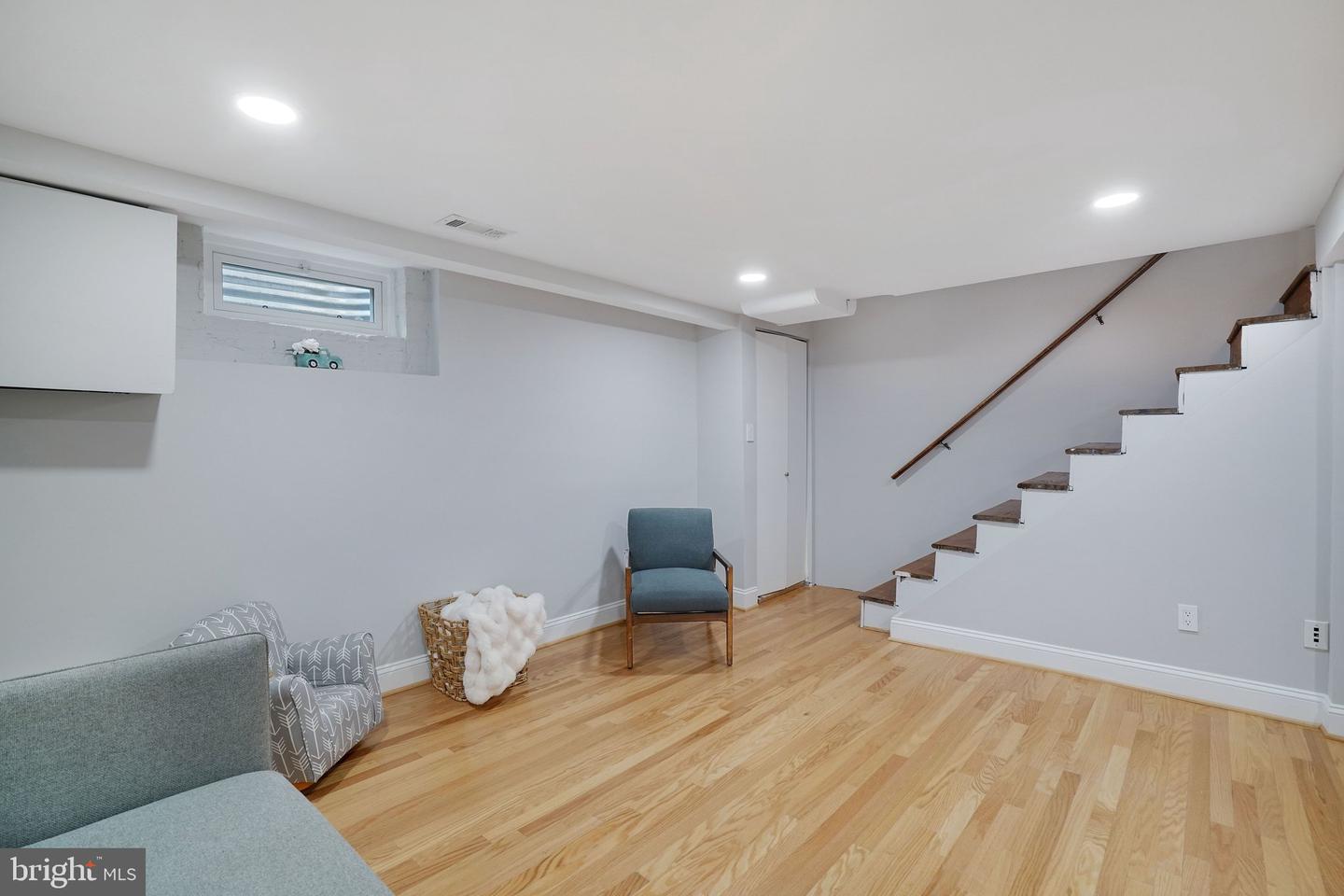 4787 21ST RD N, ARLINGTON, Virginia 22207, 2 Bedrooms Bedrooms, 8 Rooms Rooms,2 BathroomsBathrooms,Residential,For sale,4787 21ST RD N,VAAR2066366 MLS # VAAR2066366 4787 21ST RD N, ARLINGTON, Virginia 22207, 2 Bedrooms Bedrooms, 8 Rooms Rooms,2 BathroomsBathrooms,Residential,For sale,4787 21ST RD N,VAAR2066366 MLS # VAAR2066366