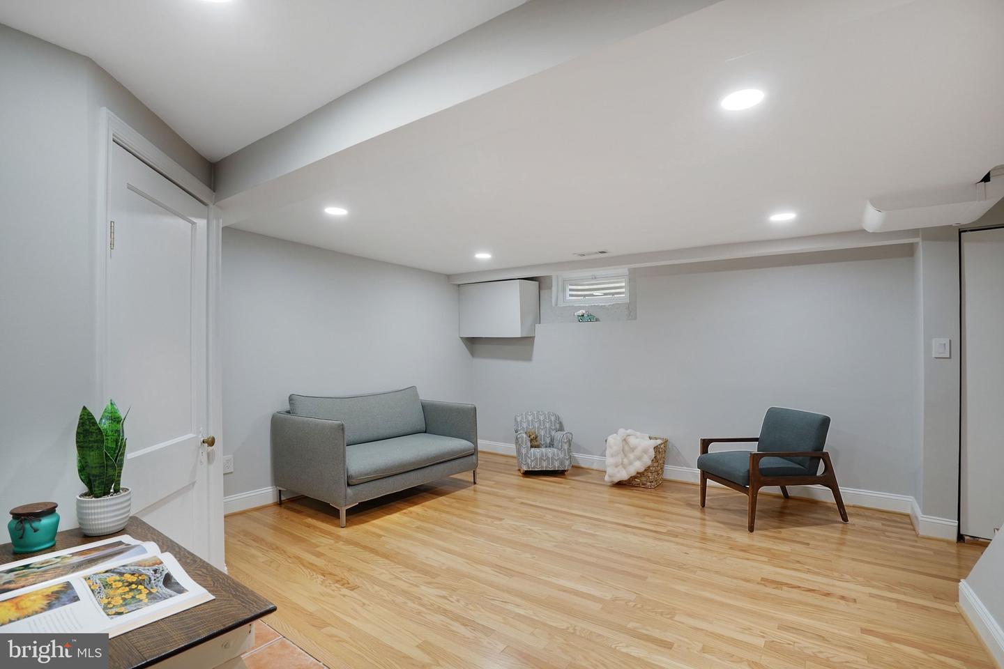 4787 21ST RD N, ARLINGTON, Virginia 22207, 2 Bedrooms Bedrooms, 8 Rooms Rooms,2 BathroomsBathrooms,Residential,For sale,4787 21ST RD N,VAAR2066366 MLS # VAAR2066366 4787 21ST RD N, ARLINGTON, Virginia 22207, 2 Bedrooms Bedrooms, 8 Rooms Rooms,2 BathroomsBathrooms,Residential,For sale,4787 21ST RD N,VAAR2066366 MLS # VAAR2066366