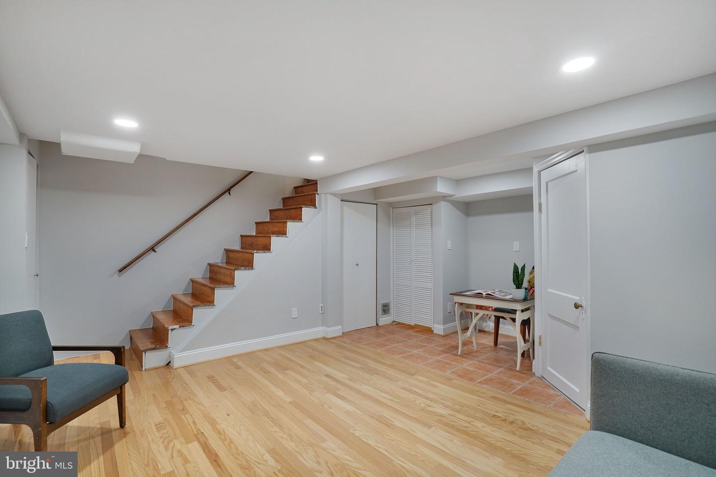 4787 21ST RD N, ARLINGTON, Virginia 22207, 2 Bedrooms Bedrooms, 8 Rooms Rooms,2 BathroomsBathrooms,Residential,For sale,4787 21ST RD N,VAAR2066366 MLS # VAAR2066366 4787 21ST RD N, ARLINGTON, Virginia 22207, 2 Bedrooms Bedrooms, 8 Rooms Rooms,2 BathroomsBathrooms,Residential,For sale,4787 21ST RD N,VAAR2066366 MLS # VAAR2066366