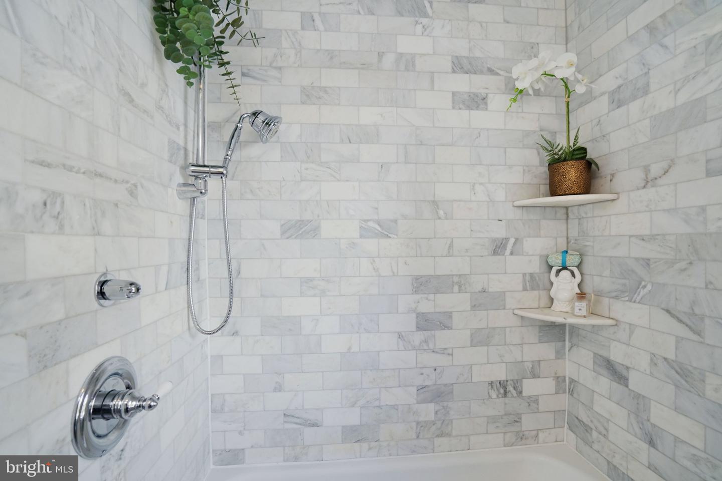 4787 21ST RD N, ARLINGTON, Virginia 22207, 2 Bedrooms Bedrooms, 8 Rooms Rooms,2 BathroomsBathrooms,Residential,For sale,4787 21ST RD N,VAAR2066366 MLS # VAAR2066366 4787 21ST RD N, ARLINGTON, Virginia 22207, 2 Bedrooms Bedrooms, 8 Rooms Rooms,2 BathroomsBathrooms,Residential,For sale,4787 21ST RD N,VAAR2066366 MLS # VAAR2066366