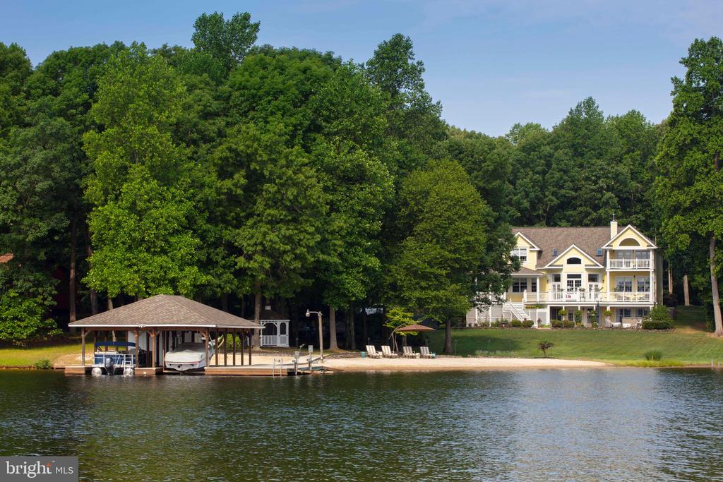 131 COVENANT WAY, BUMPASS, Virginia 23024, 6 Bedrooms Bedrooms, ,5 BathroomsBathrooms,Residential,131 COVENANT WAY,VALA2008950 MLS # VALA2008950