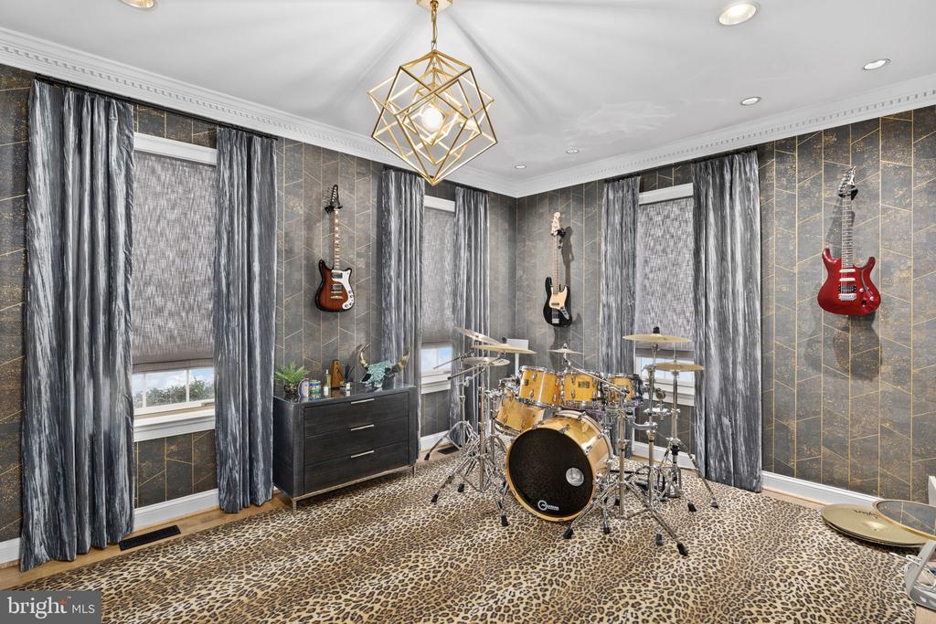 131 COVENANT WAY, BUMPASS, Virginia 23024, 6 Bedrooms Bedrooms, ,5 BathroomsBathrooms,Residential,131 COVENANT WAY,VALA2008950 MLS # VALA2008950